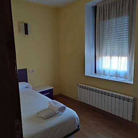 Hostel Rural L'almada De Yebra *