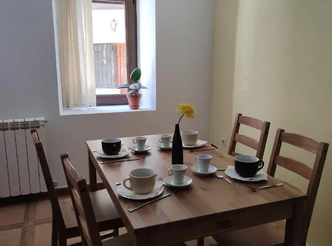 Rural L'almada De Yebra Hostel